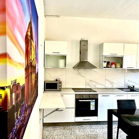 Camag Apartment - Very Close To Airport Birżebbuġa Exterior foto